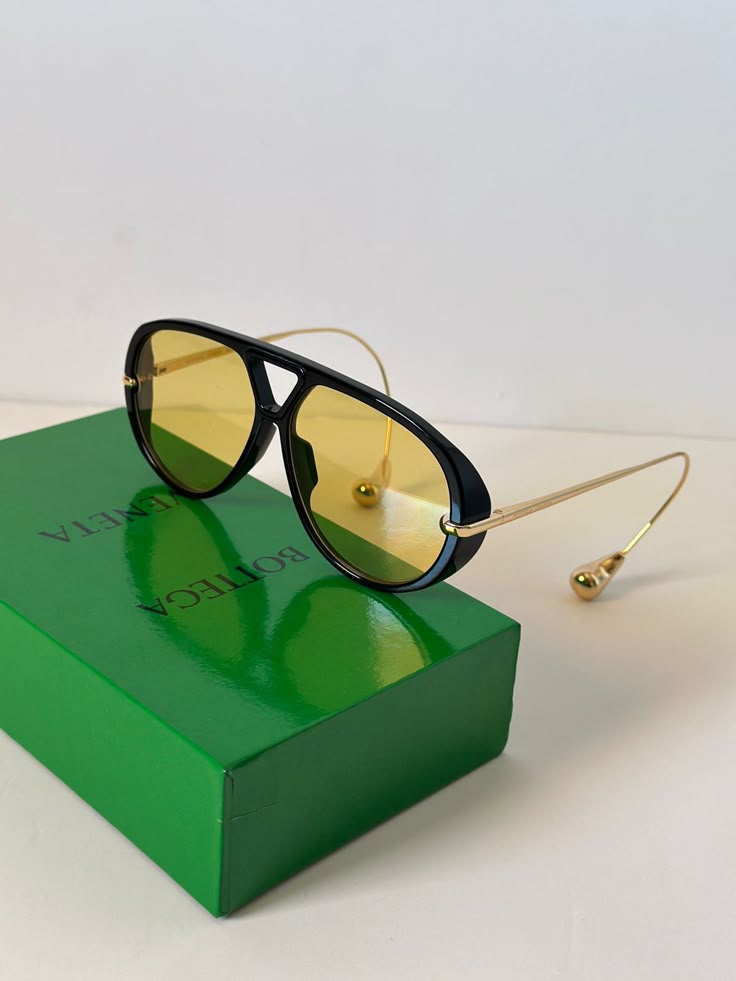 Bottega Veneta